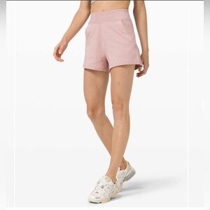 Lululemon LA sweat shirt in mink berry